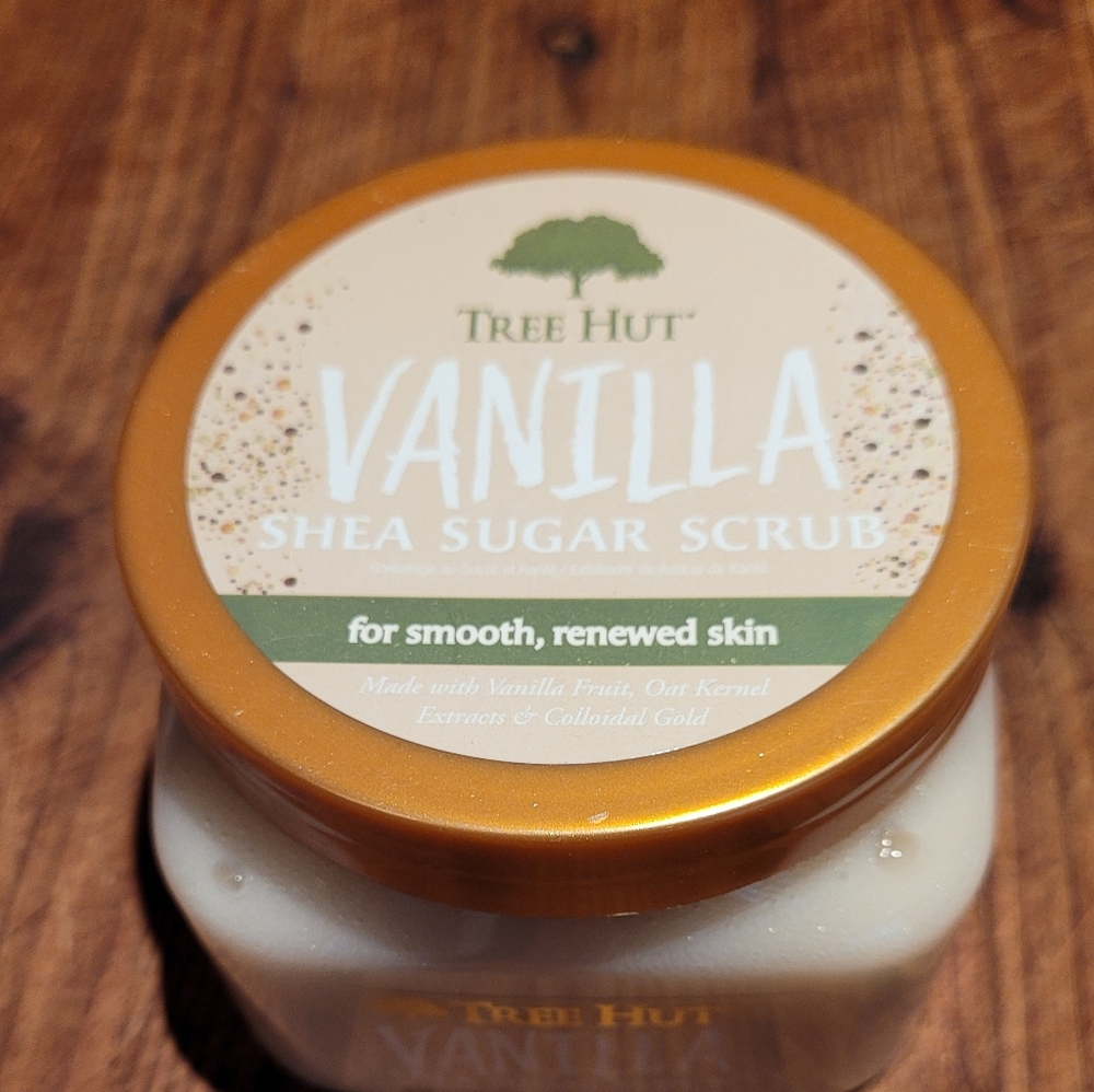 Vanilla Shea Sugar Scrub - Gold and Cream